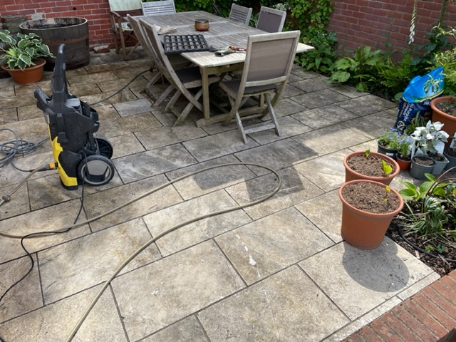 uncleaned patio paving